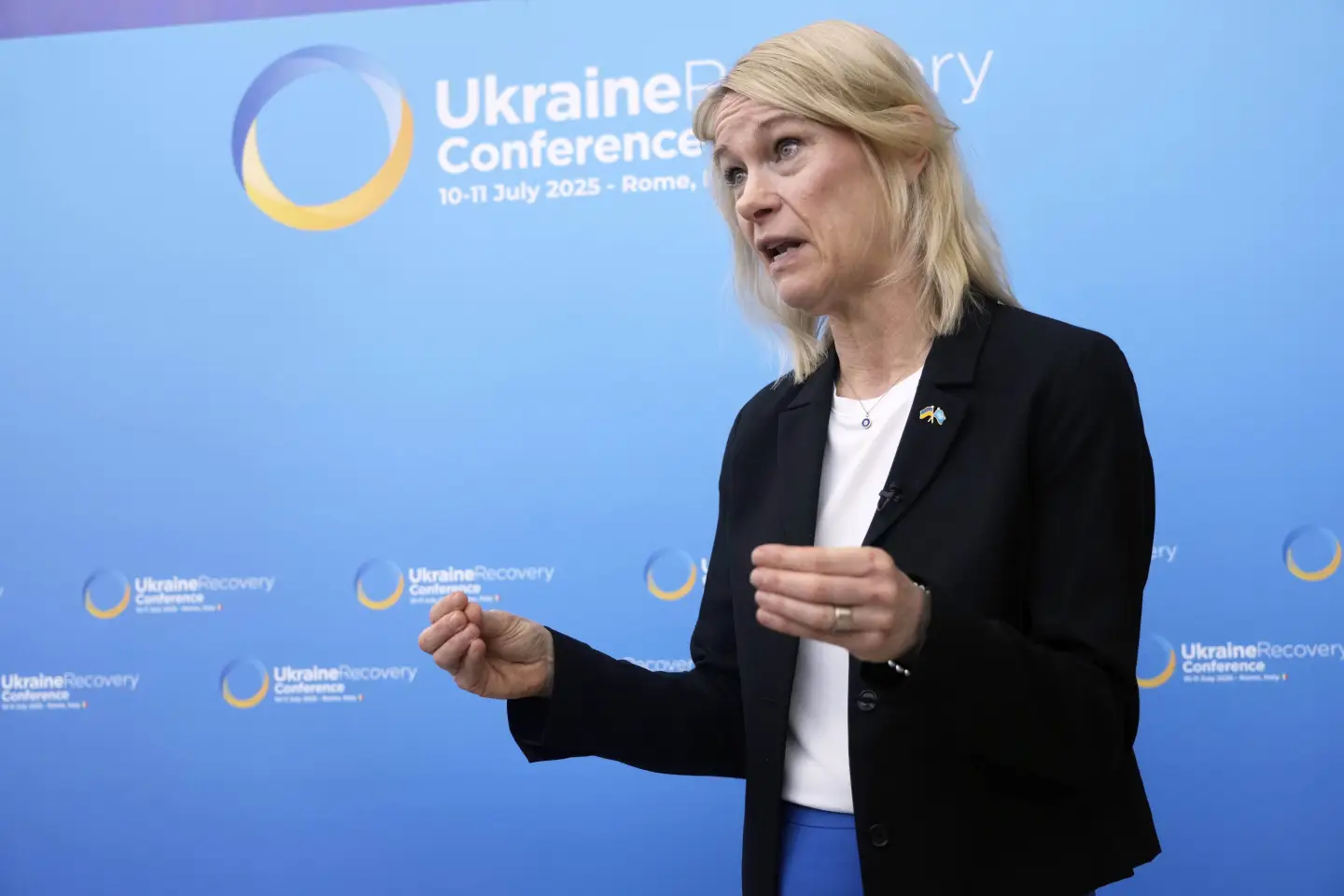 УВКБ ООН: більшість переселенців з України прагнуть залишитись неподалік від дому